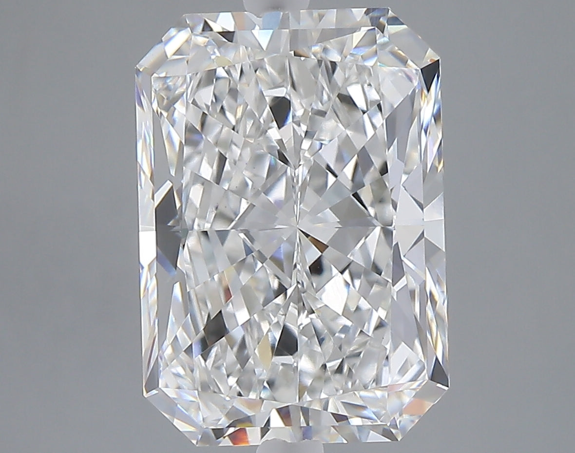 6.02 carat radiant lab grown diamond E color VVS2 clarity