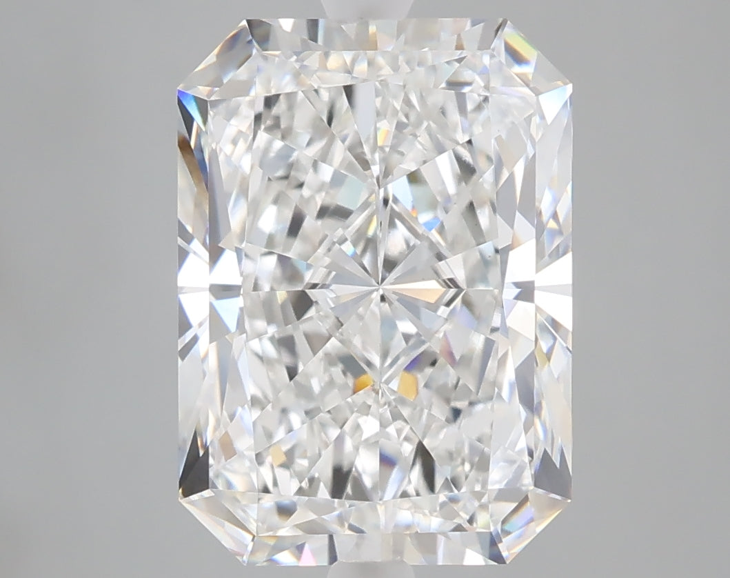 5.06 carat radiant lab grown diamond E color VVS2 clarity