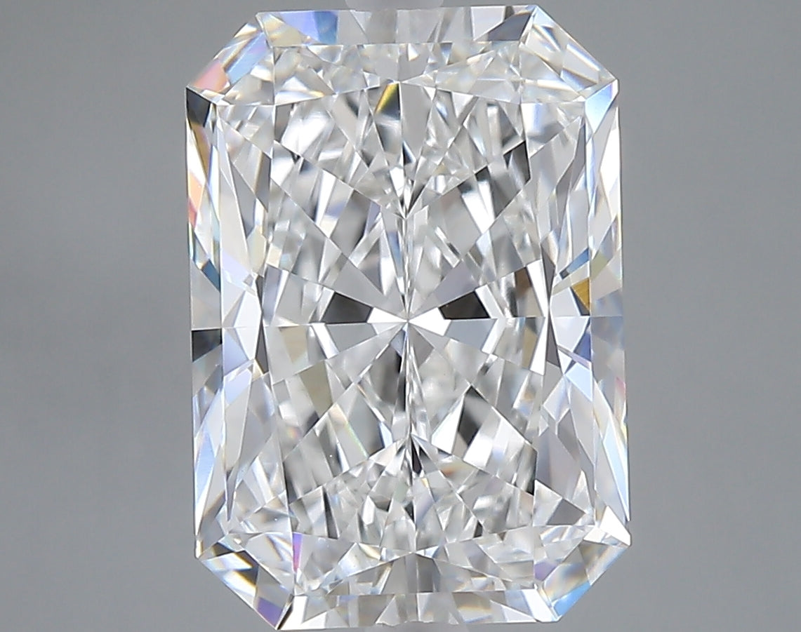 5.77 carat radiant lab grown diamond E color VVS2 clarity