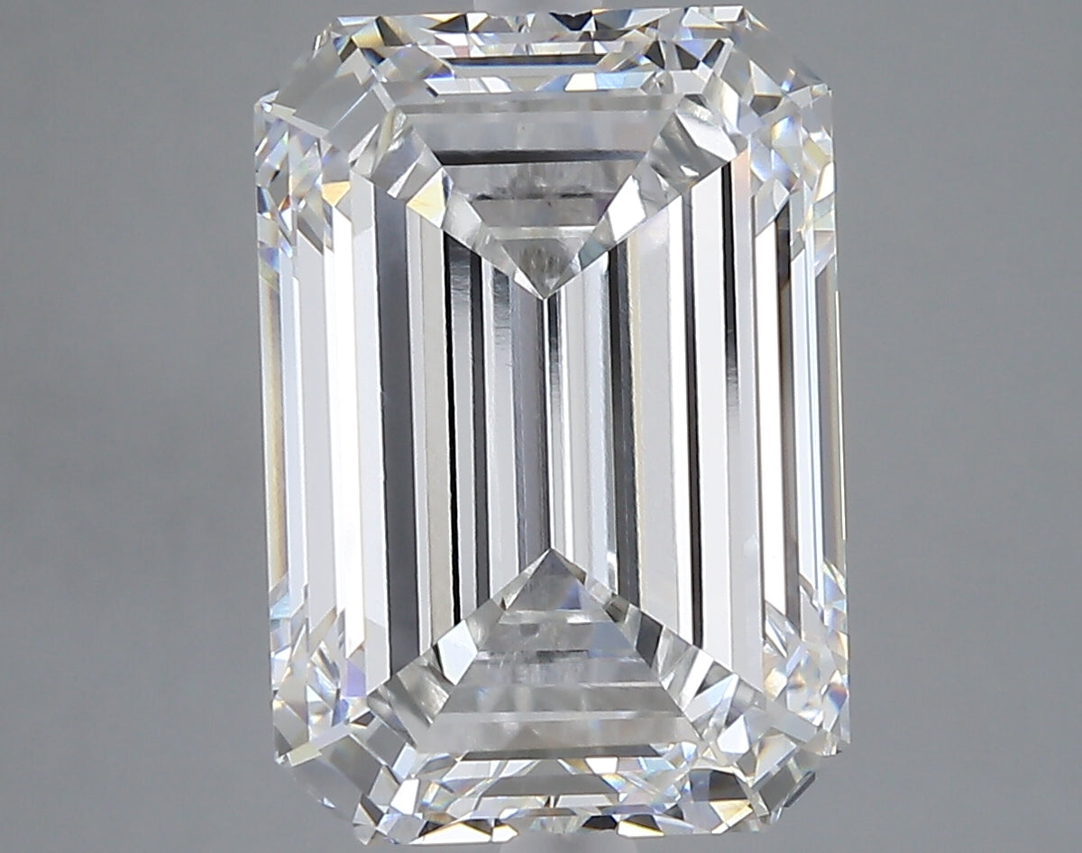 7.44 carat emerald lab grown diamond F color VVS2 clarity