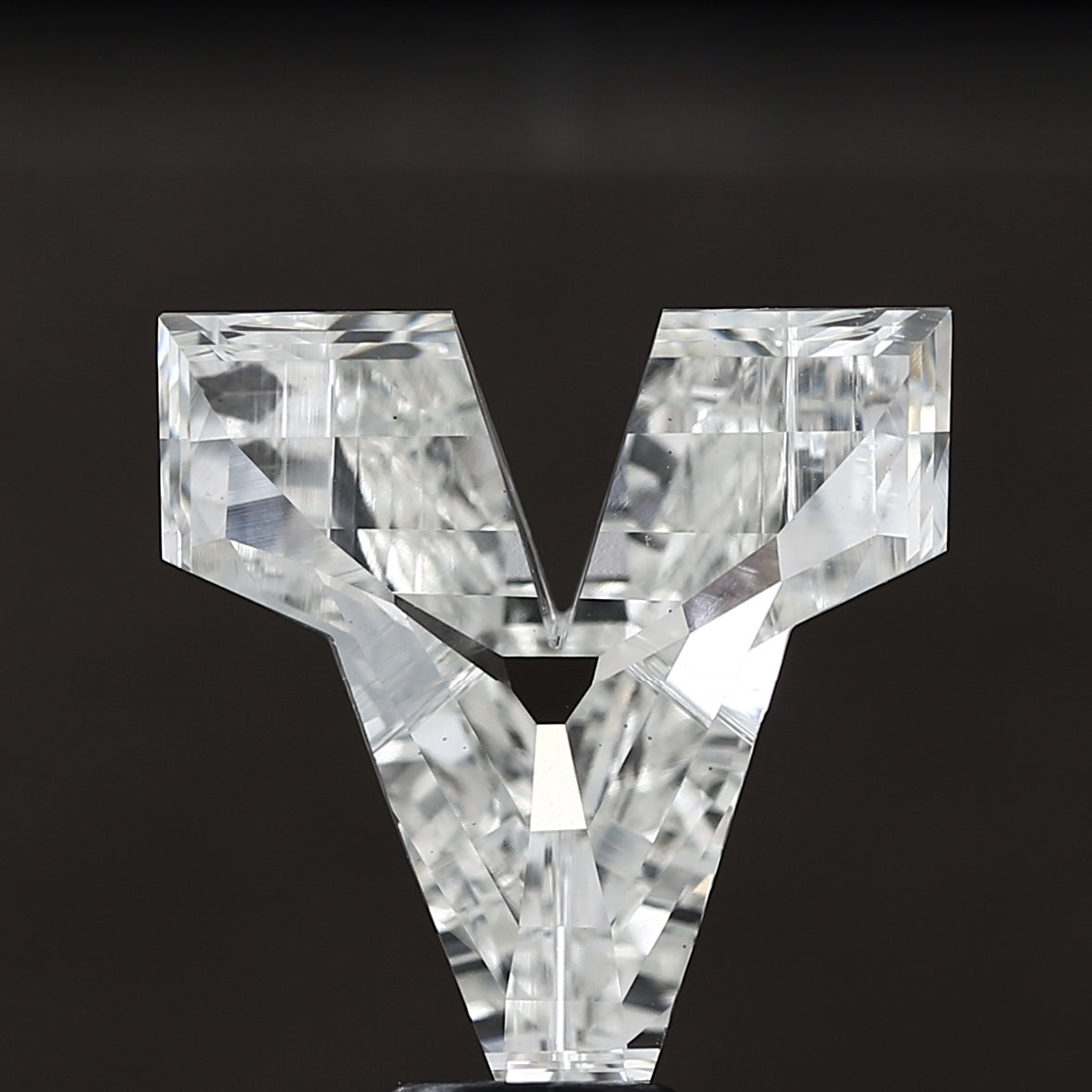 8.02 carat letter v lab grown diamond F color VS1 clarity