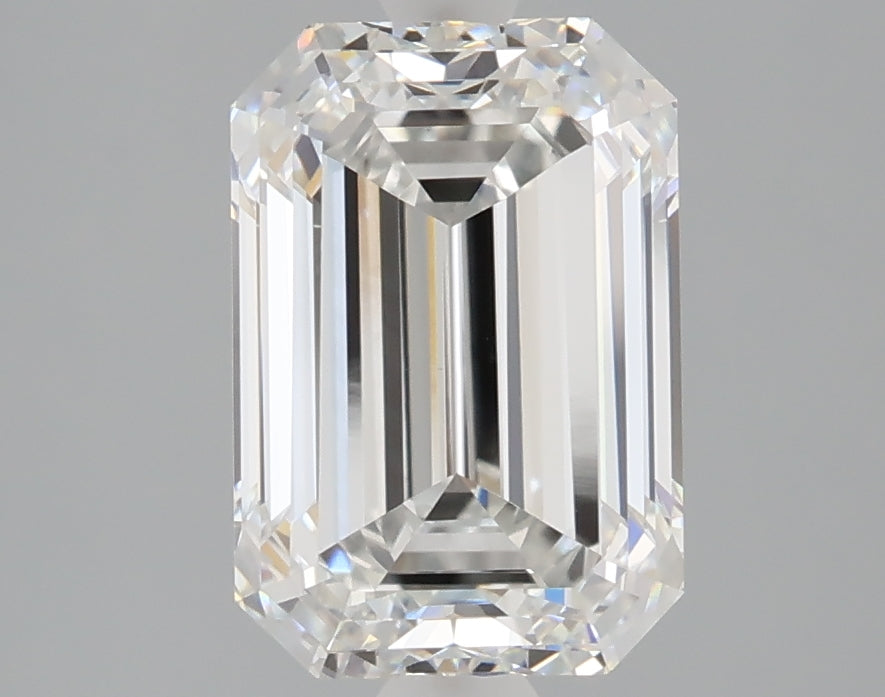 3.02 carat emerald lab grown diamond E color VVS2 clarity