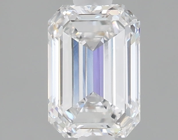 1.05 carat emerald lab grown diamond D color VVS2 clarity