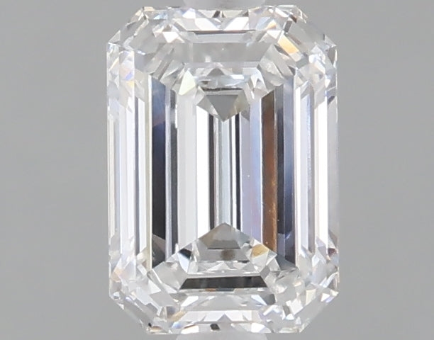 1.05 carat emerald lab grown diamond E color VVS2 clarity