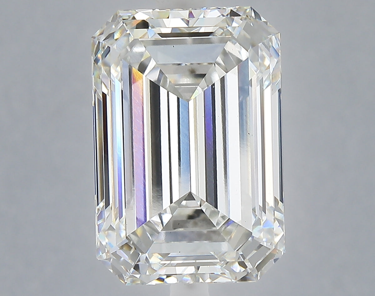8.29 carat emerald lab grown diamond G color VS1 clarity