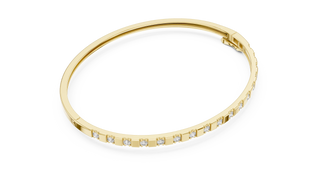 Flat Lay: Round Diamond Bracelet with Pave Setting in 14k Yellow Gold - Lab Grown - Driona Jewels