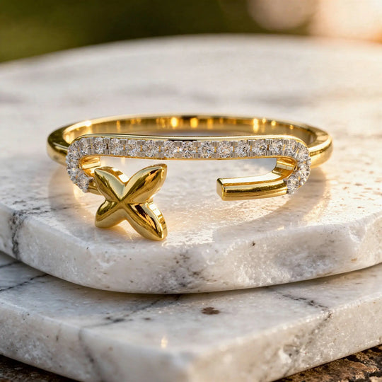 Flat Lay: Round Diamond Bracelet with Pave Setting in 14k Yellow Gold - Lab Grown - Driona Jewels