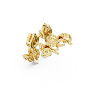 Prong-Detail: Princess Diamond Studs with Prong Setting in 14k Yellow Gold - Lab Grown - Driona Jewels