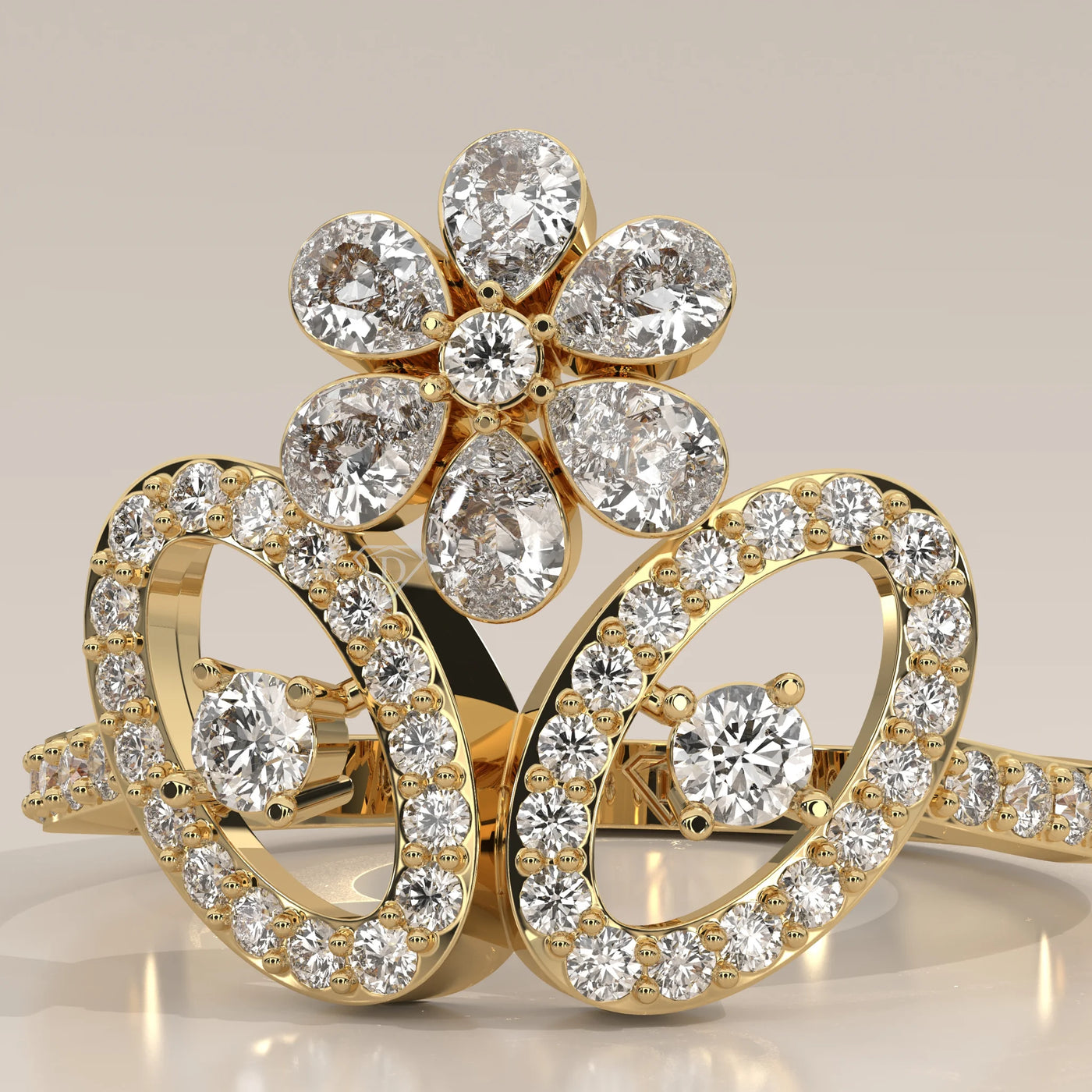 Stone Detail: Round Lab Grown Diamonds in Cluster Setting – Yellow Gold – Driona Jewels