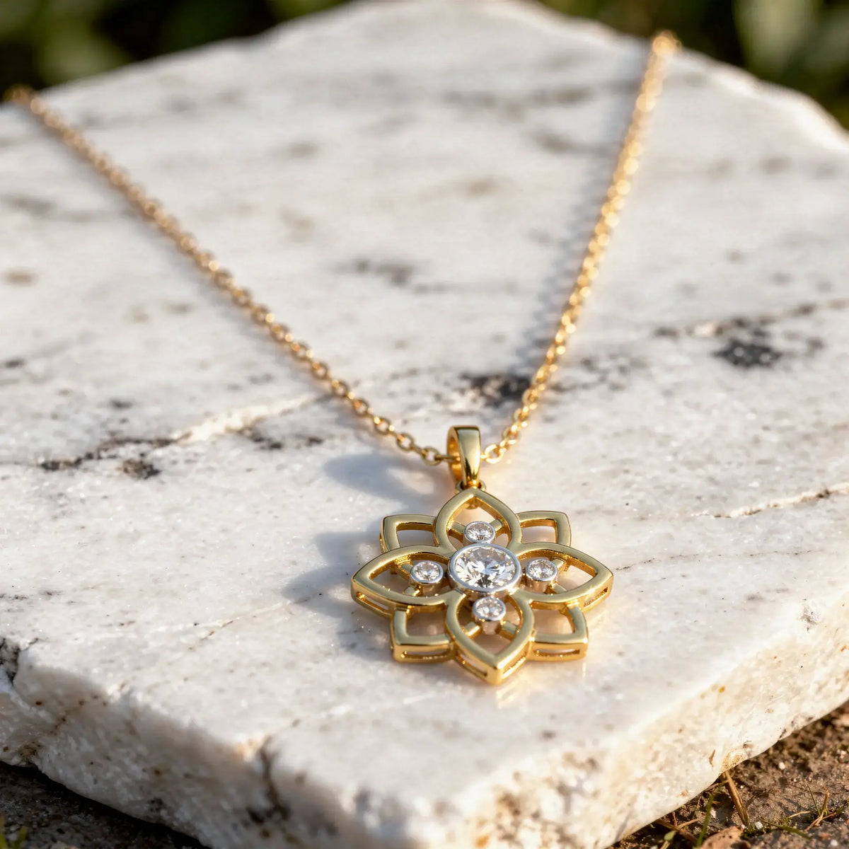 Close-up: Round Diamond Necklace with Prong Setting in 14k Yellow Gold - Lab Grown - Driona Jewels