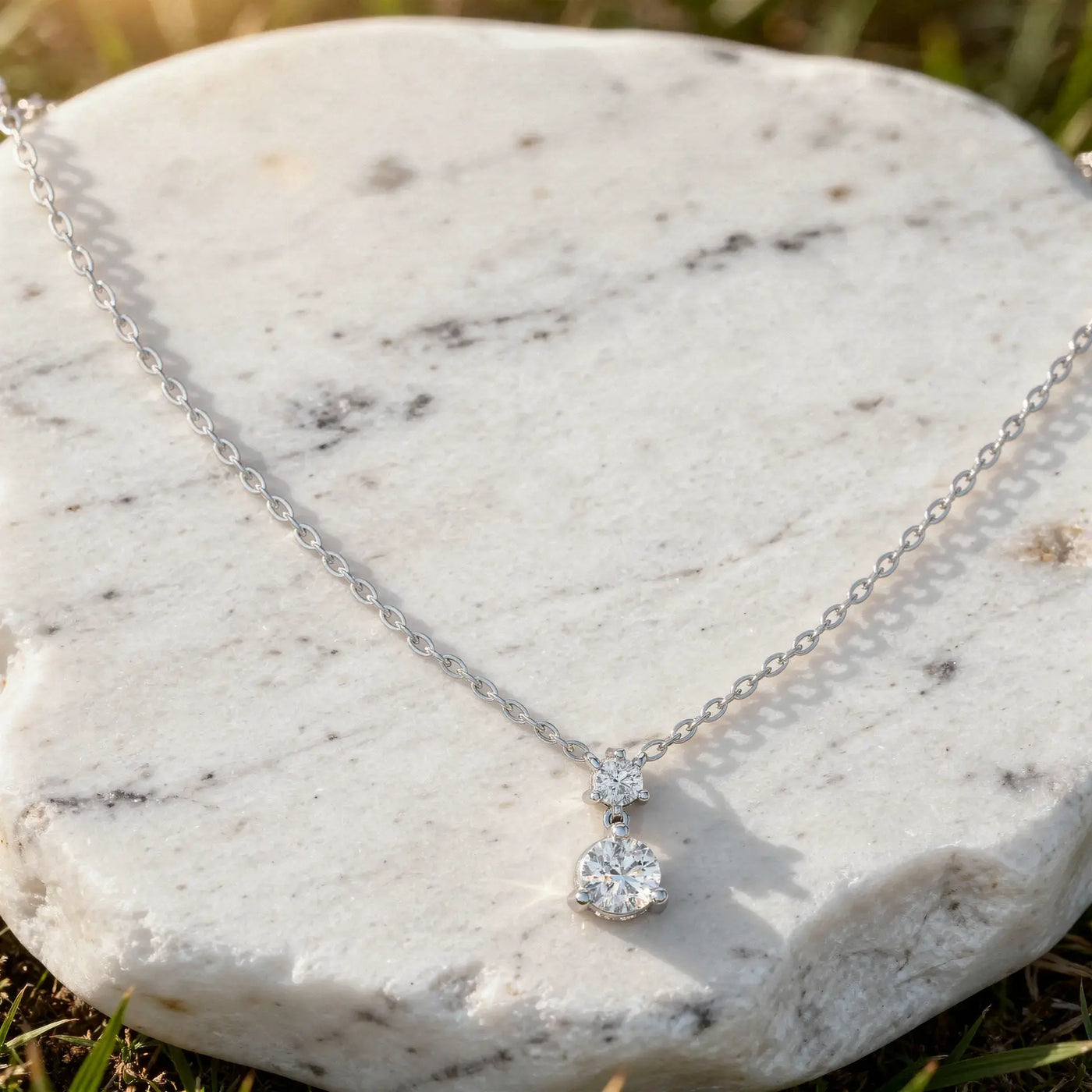 Close-up: Round Diamond Necklace with Solitaire Setting in 925 Silver - Lab Grown - Driona Jewels