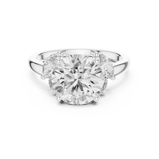 Oval Diamond Solitaire Brilliance Engagement Ring Gold 18K | Lab Grown | Driona Jewels