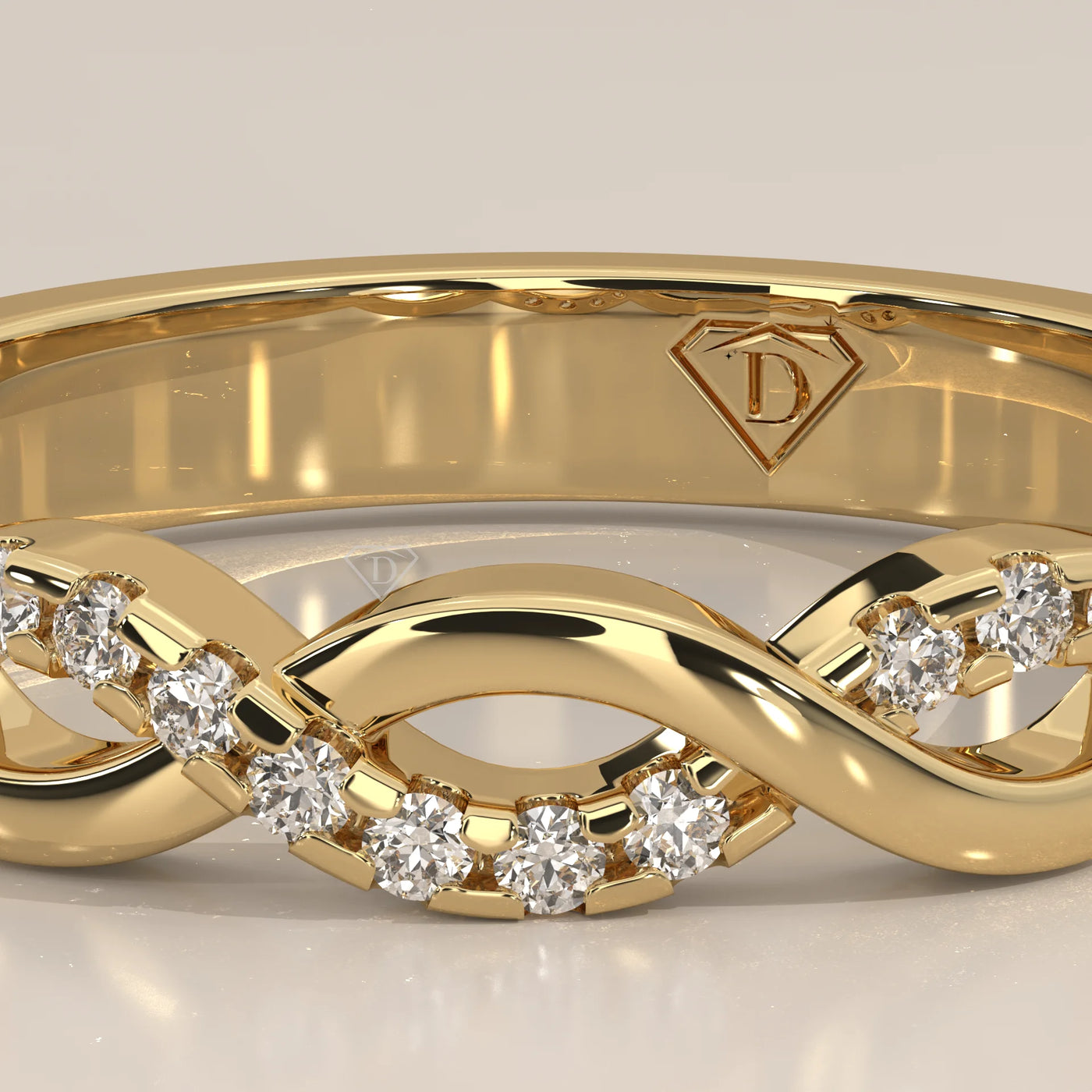 Stone Detail: Round Lab Grown Diamonds in Pavé Setting – Yellow Gold – Driona Jewels