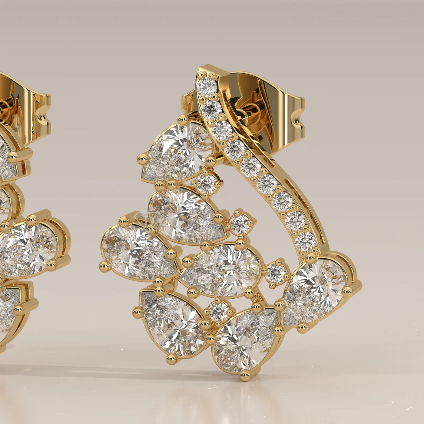 Stone Detail: Pear Lab Grown Diamonds in Cluster Setting – Yellow Gold – Driona Jewels