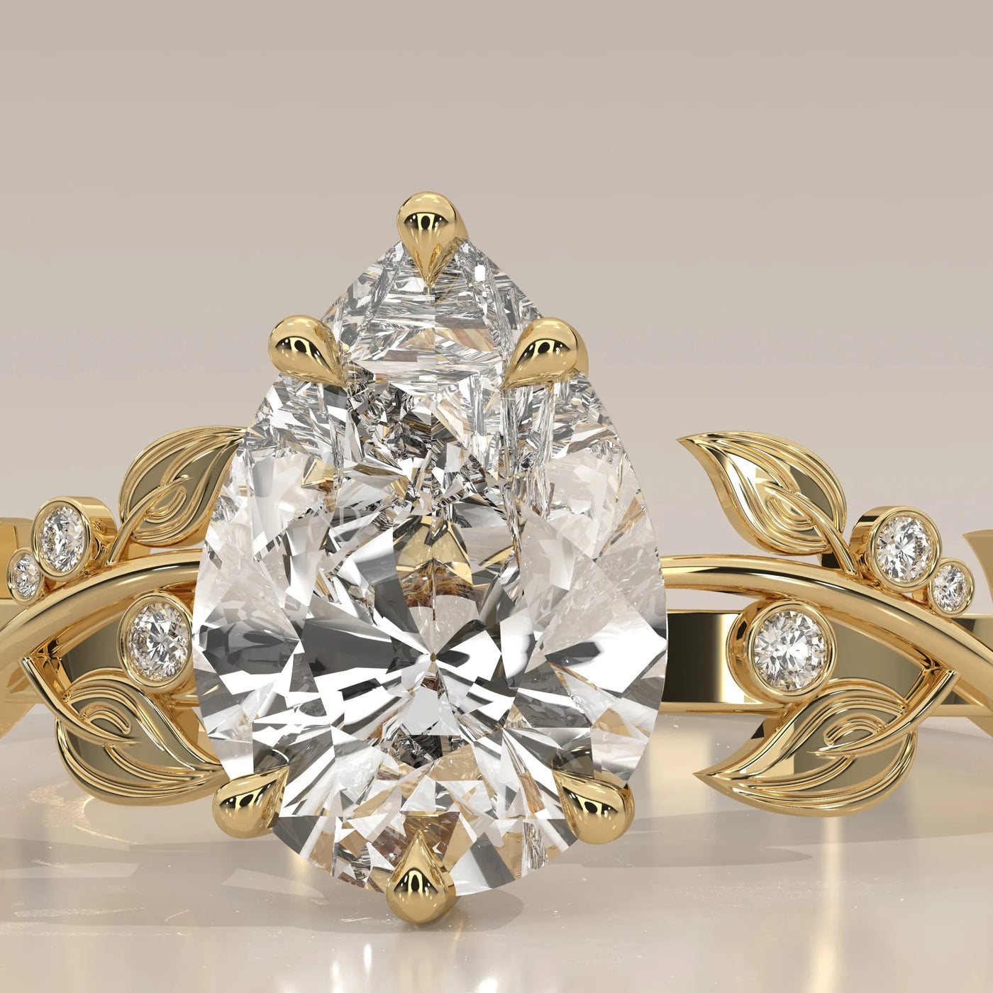 Front View: Pear Diamond Ring with Prong Setting in Yellow Gold – Lab Grown – Driona Jewels