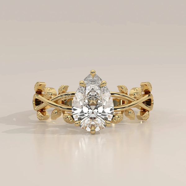 Front View: Pear Diamond Ring with Prong Setting in Yellow Gold – Lab Grown – Driona Jewels