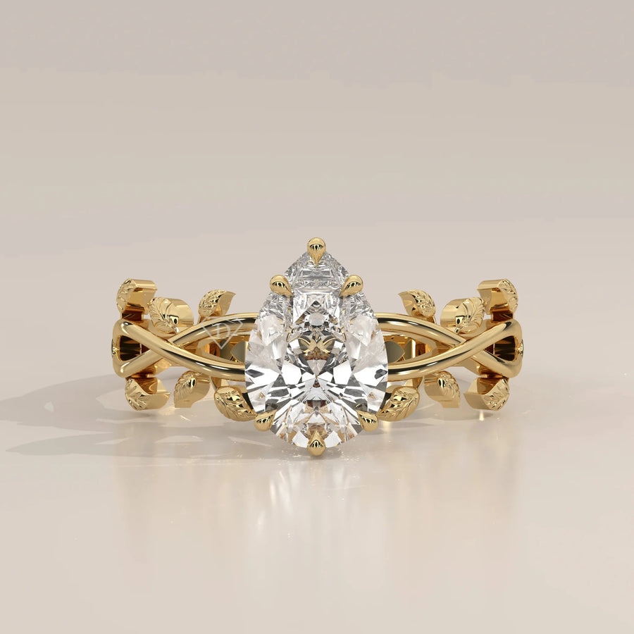Front View: Pear Diamond Ring with Prong Setting in Yellow Gold – Lab Grown – Driona Jewels