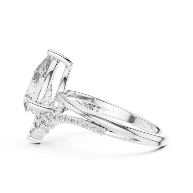 Pear Cut Diamond Bridal Luxury Engagement Ring | Round Cluster Gold