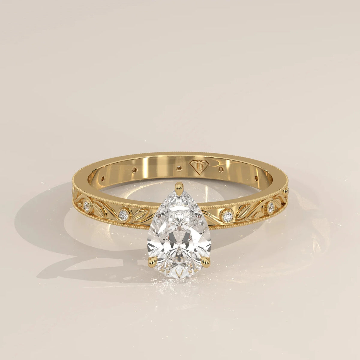 Front View: Pear Diamond Ring with Solitaire Setting in Yellow Gold – Lab Grown – Driona Jewels