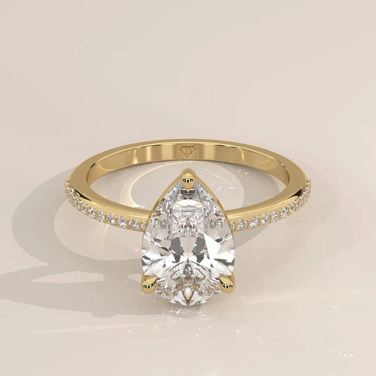 Front View: Pear Diamond Engagement Ring with Pavé Setting in Yellow Gold – Lab Grown – Driona Jewels