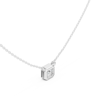 Front-view: Princess Cut Diamond Pendant with Prong Setting in 925 Silver - Lab Grown - Driona Jewels