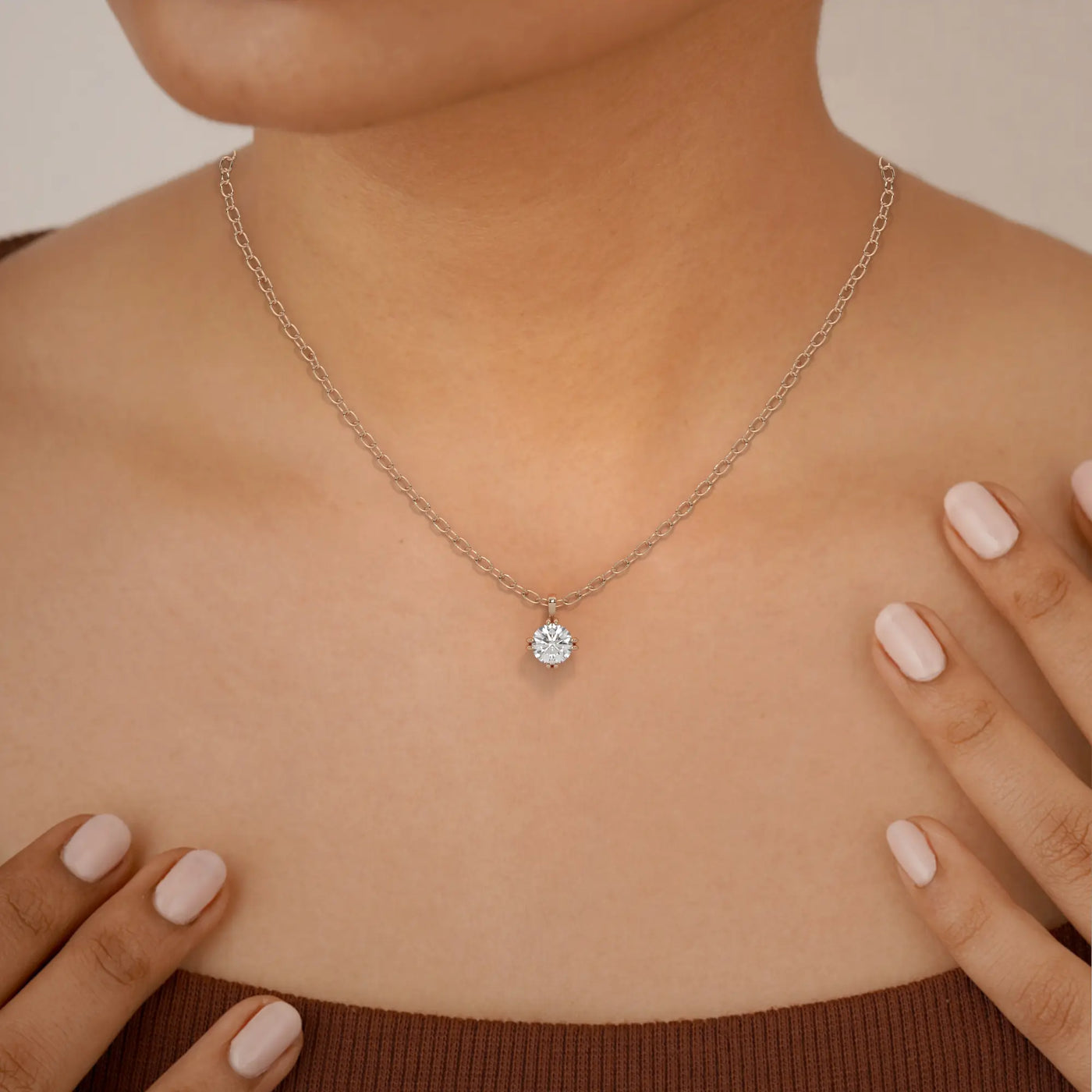 pendant solitaire diamond gold base front