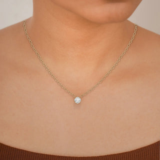 pendant solitaire diamond gold base front