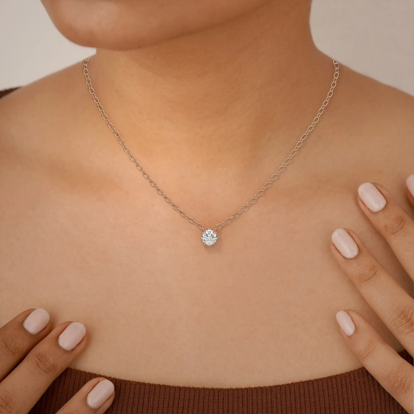 pendant solitaire diamond gold base front