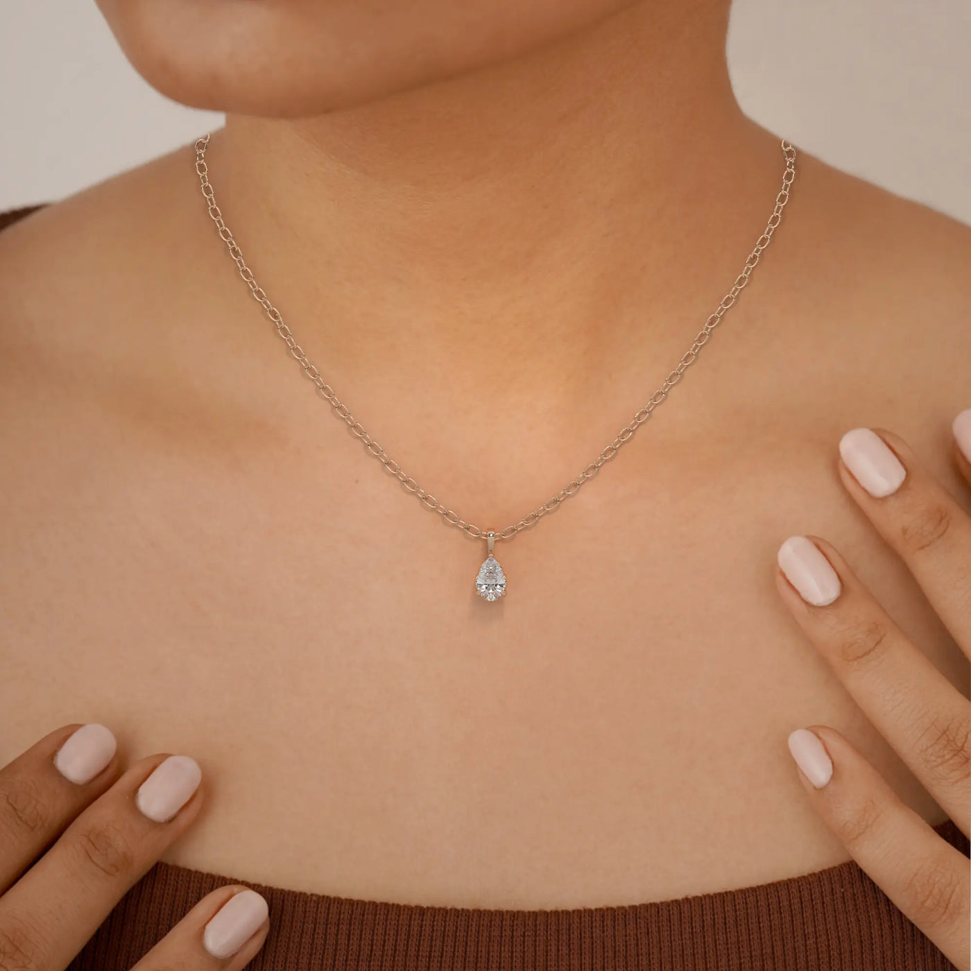 pendant solitaire diamond metal base front