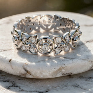 Close-up: Round Diamond Ring with Bezel Setting in 14k White Gold - Lab Grown - Driona Jewels