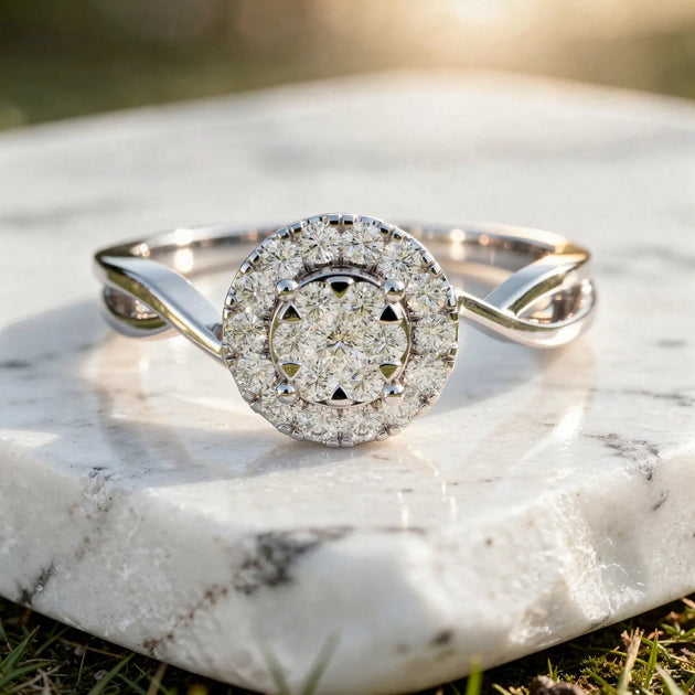 Close-up: Round Diamond Ring with Halo Setting in 14k White Gold - Lab Grown - Driona Jewels