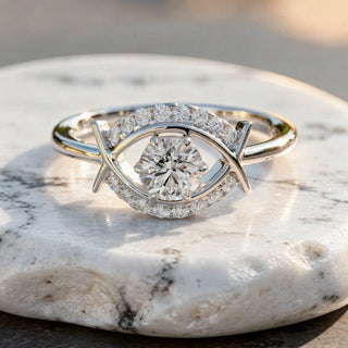 Close-up: Round Diamond Ring with Halo Setting in 14k White Gold - Lab Grown - Driona Jewels