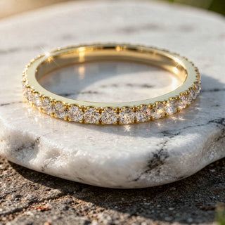 Close-up: Round Diamond Ring with Pave Setting in 14k Yellow Gold - Lab Grown - Driona Jewels