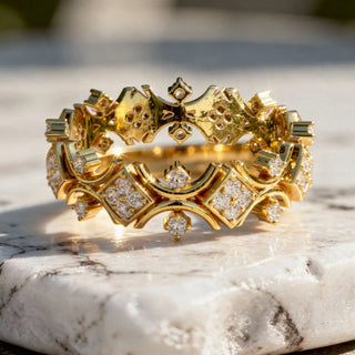 Close-up: Round Diamond Ring with Pave Setting in 14k Yellow Gold - Lab Grown - Driona Jewels
