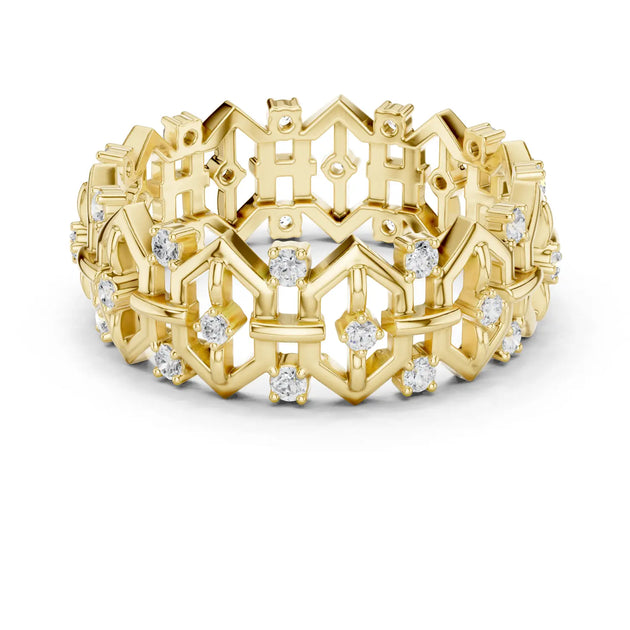 Three-quarter-view: Round Diamond Pavé with Prong Setting in 14k Yellow Gold - Lab Grown - Driona Jewels