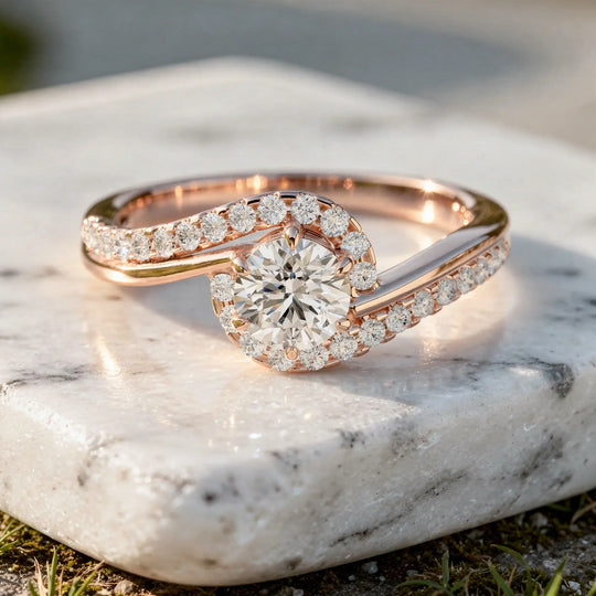 Close-up: Round Diamond Engagement Ring with Twist Setting in 14k Rose Gold - Lab Grown - Driona Jewels