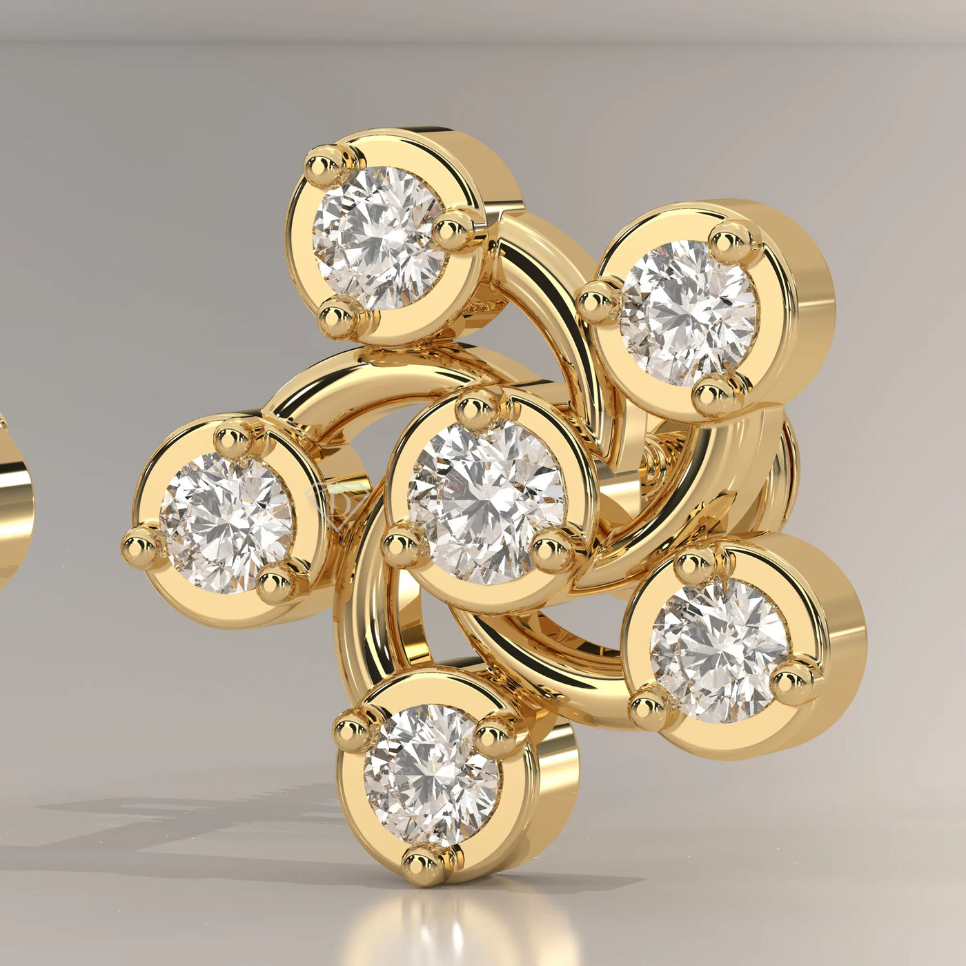 Stone Detail: Round Lab Grown Diamonds in Cluster Setting – Yellow Gold – Driona Jewels