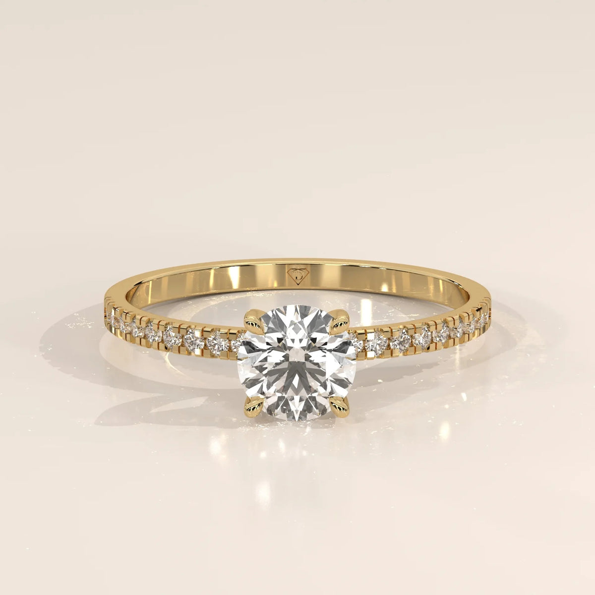 Front View: Round Diamond Ring with Solitaire Setting in Yellow Gold – Lab Grown – Driona Jewels