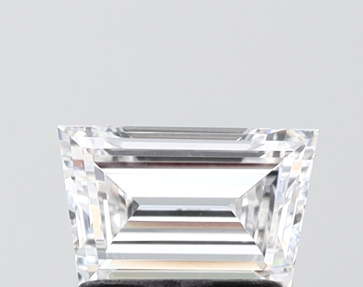 1.00 carat trapezoid lab grown diamond D color VS1 clarity