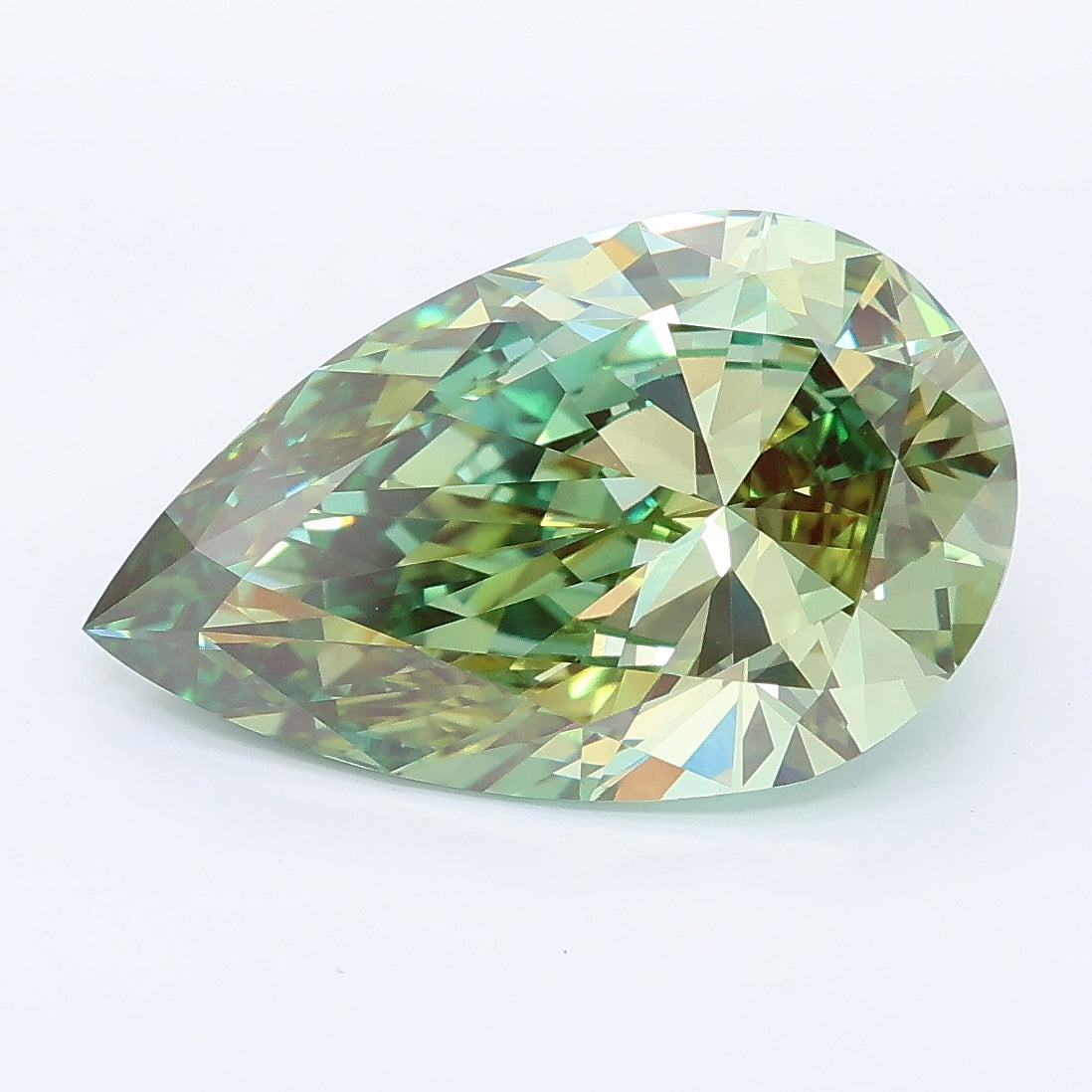 4.67 carat fancy green pear lab grown diamond VVS2 clarity