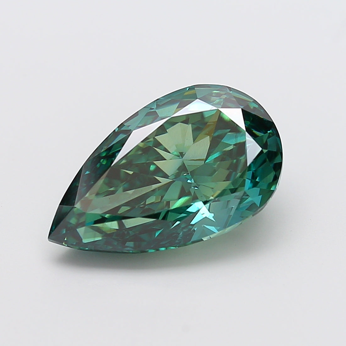 8.09 carat fancy vivid green pear lab grown diamond VS1 clarity