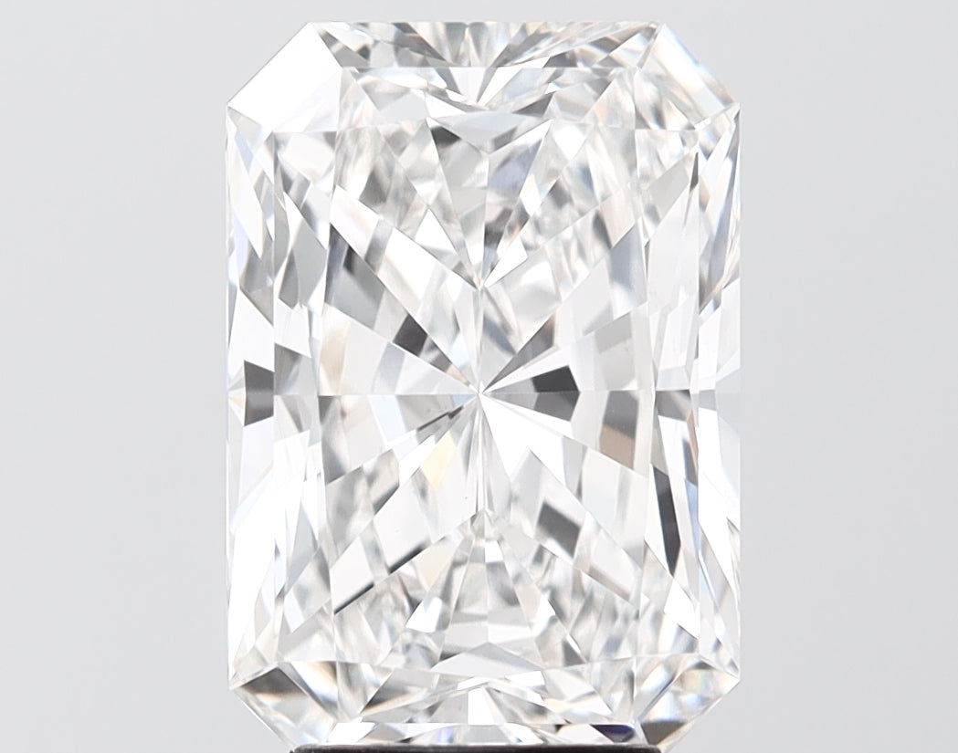 4.11 carat radiant lab grown diamond F color VVS2 clarity
