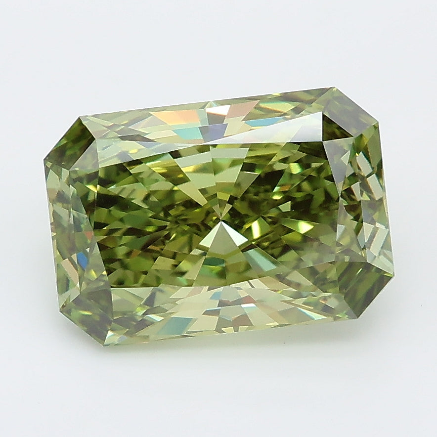 3.52 carat fancy vivid green radiant lab grown diamond VS1 clarity