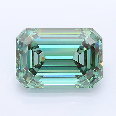 3.65 carat fancy vivid green emerald lab grown diamond VVS2 clarity