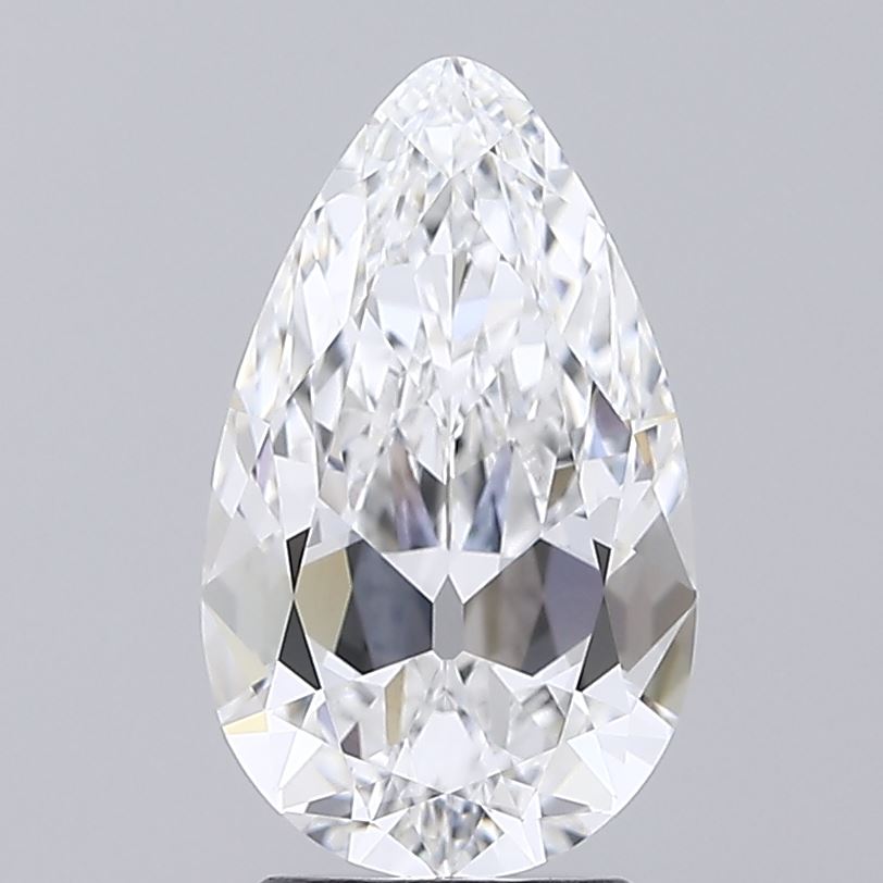 3.10 carat pear lab grown diamond E color VVS2 clarity