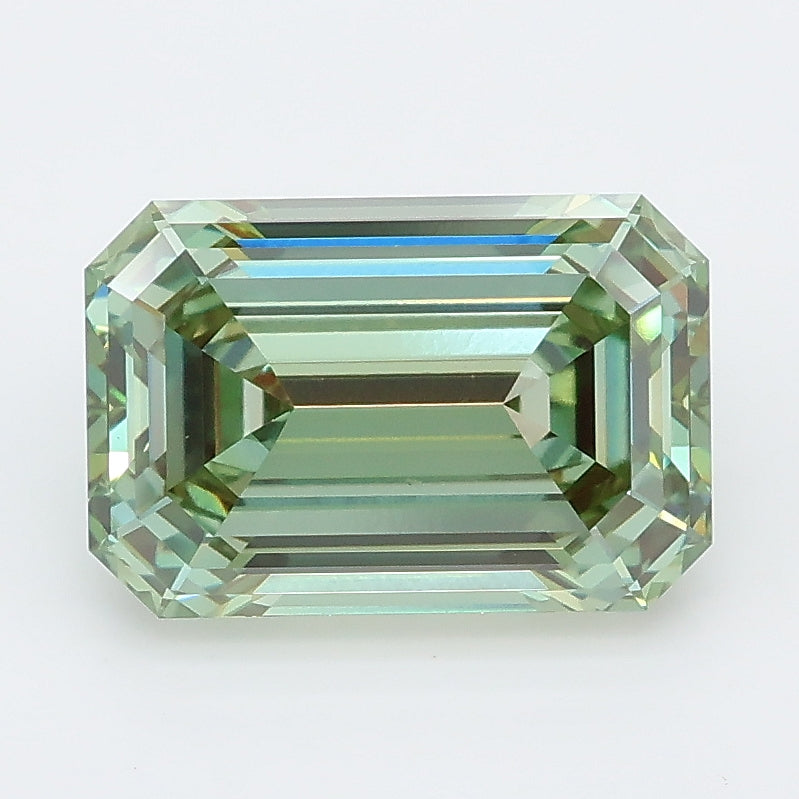 3.07 carat fancy vivid green emerald lab grown diamond VVS2 clarity