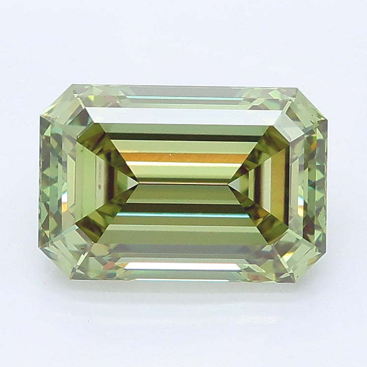 2.53 carat fancy vivid green emerald lab grown diamond VVS2 clarity