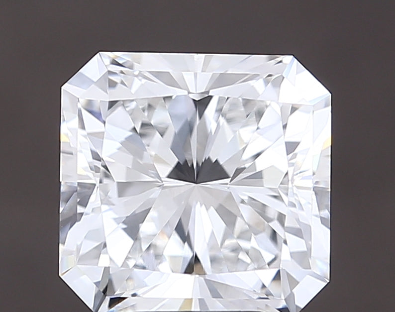5.03 carat radiant lab grown diamond E color VVS2 clarity