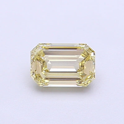 0.39 carat fancy light yellow emerald lab grown diamond VVS2 clarity