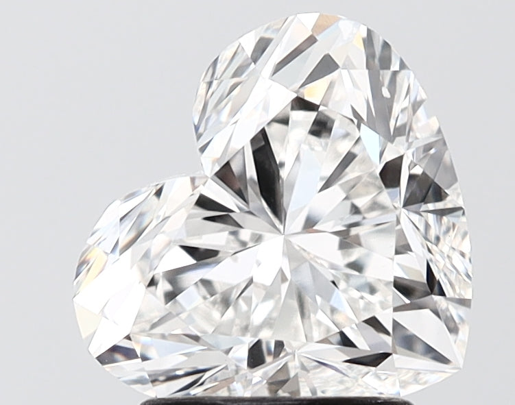 2.53 carat heart lab grown diamond F color VVS2 clarity